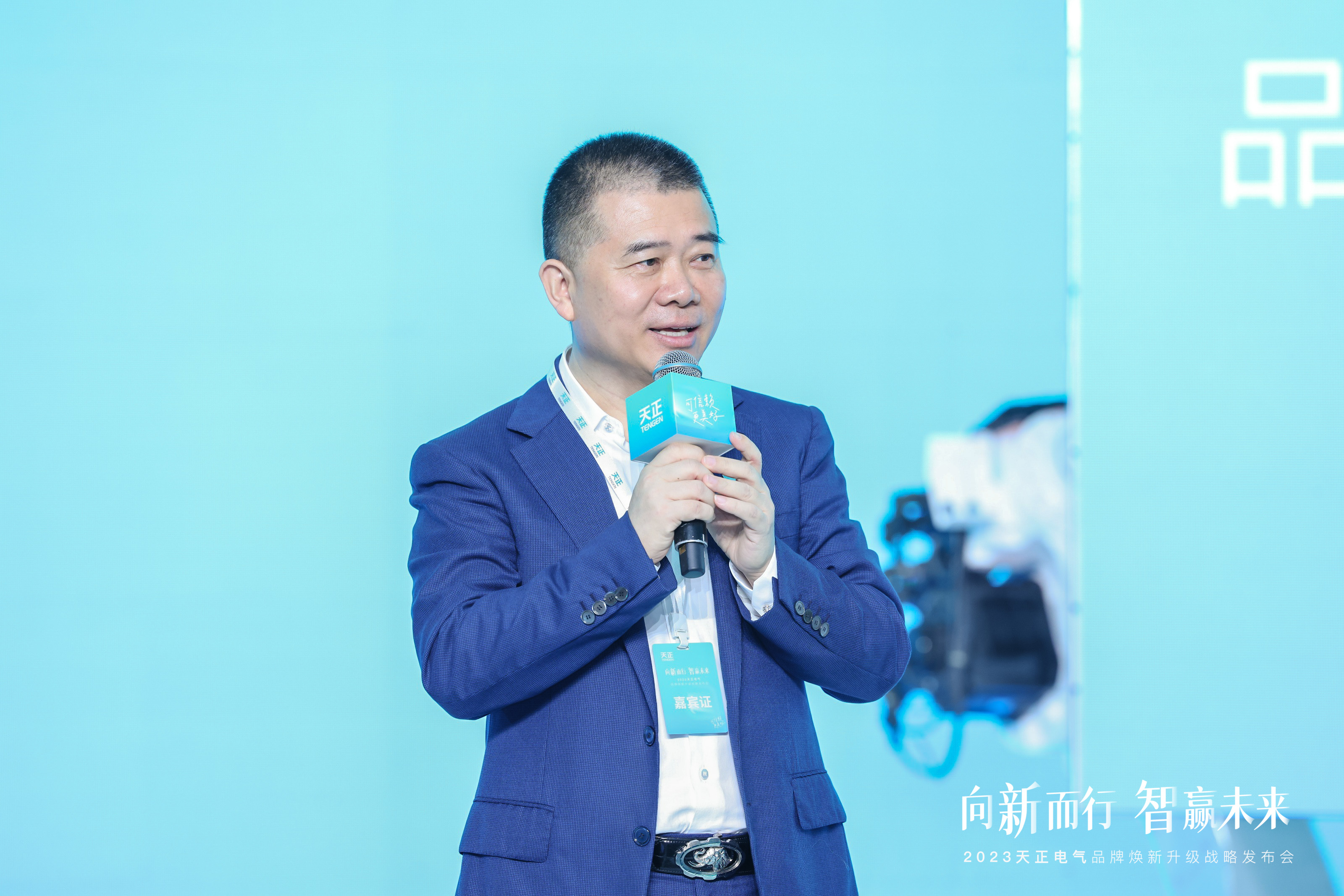 人民网专访丨高天乐：3044am永利品牌焕新 领航绿色能源新时代